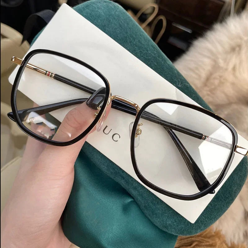 Ultralight Blue Blocking Glasses Girl Retro Green Frame Plain Glasses Blue Light Bezel Transparent Eyewear Glasses for Women